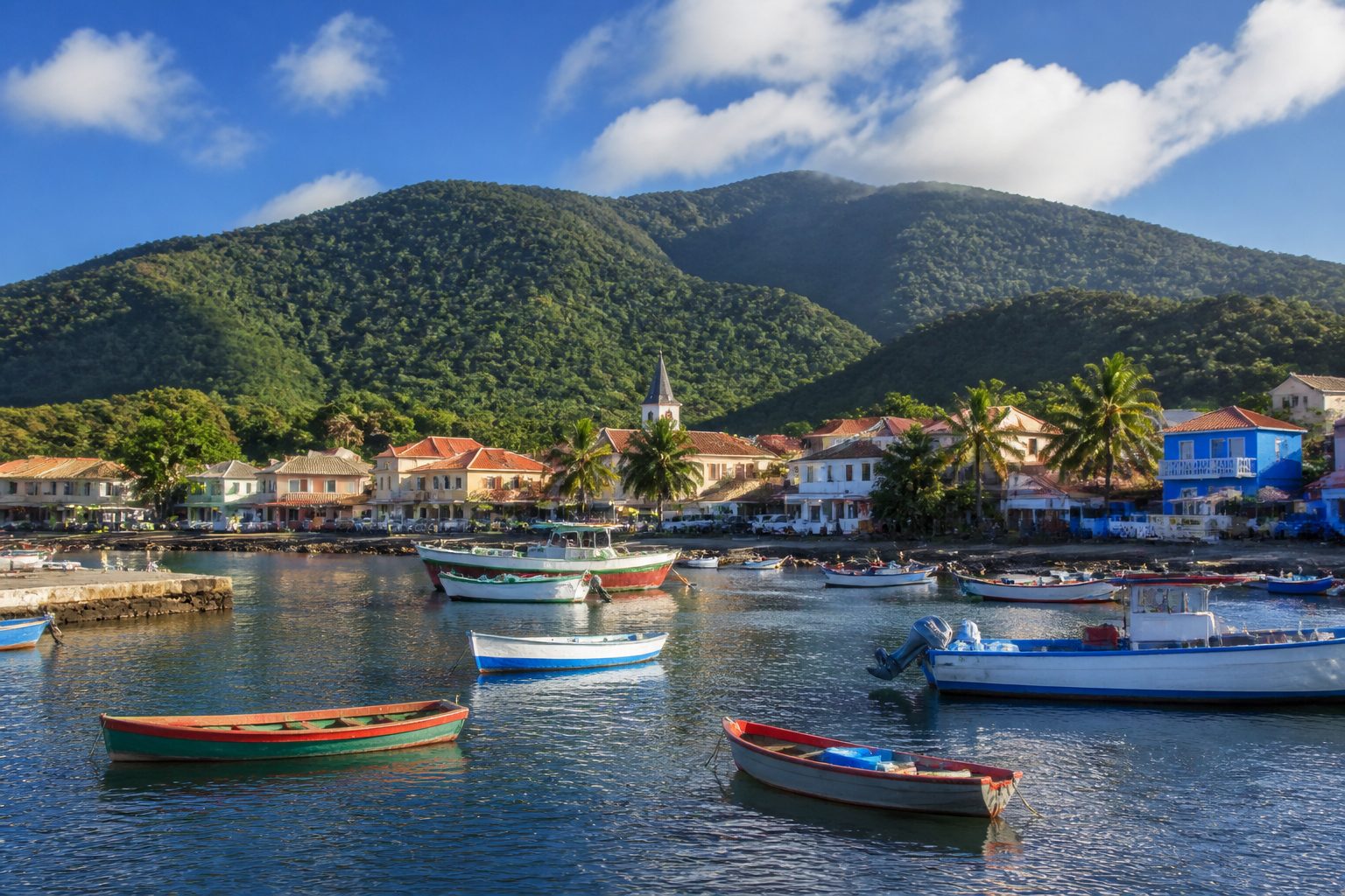 Trois-Rivières Guadeloupe : port de pêche et départ de l'itinéraire vélo