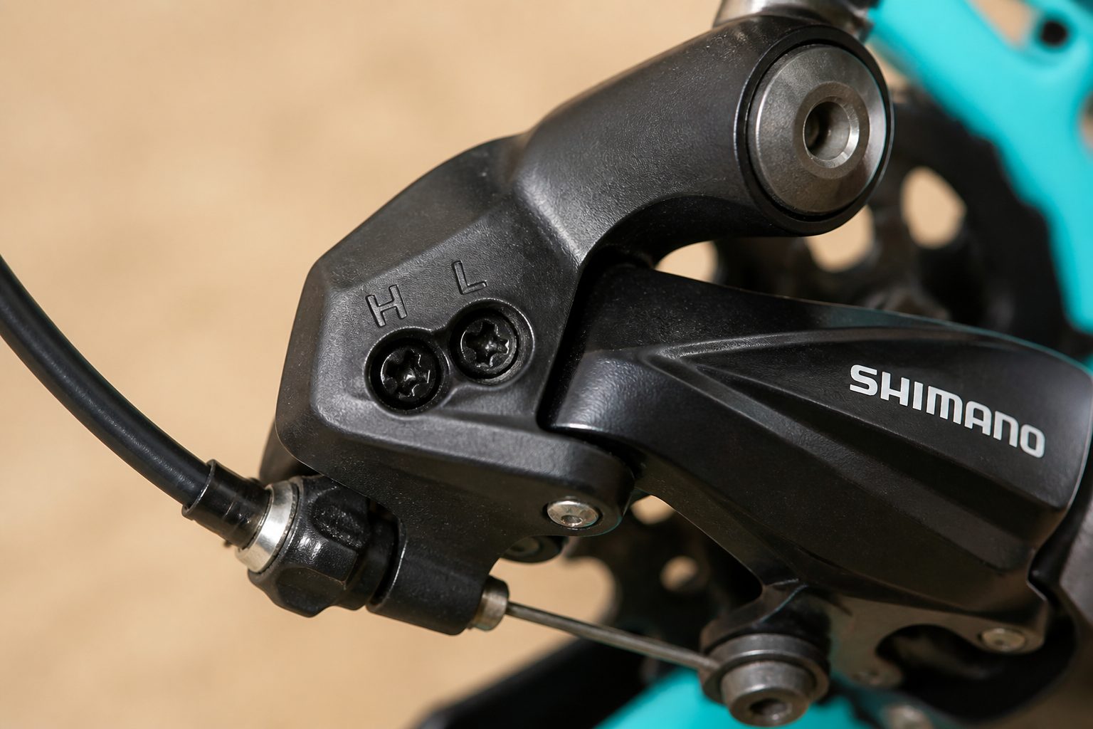 Réglage des butées haute et basse d'un dérailleur arrière de vélo