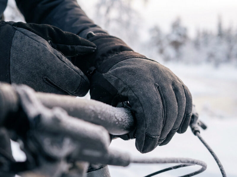 Comment bien choisir ses gants vélo hiver contre le froid
