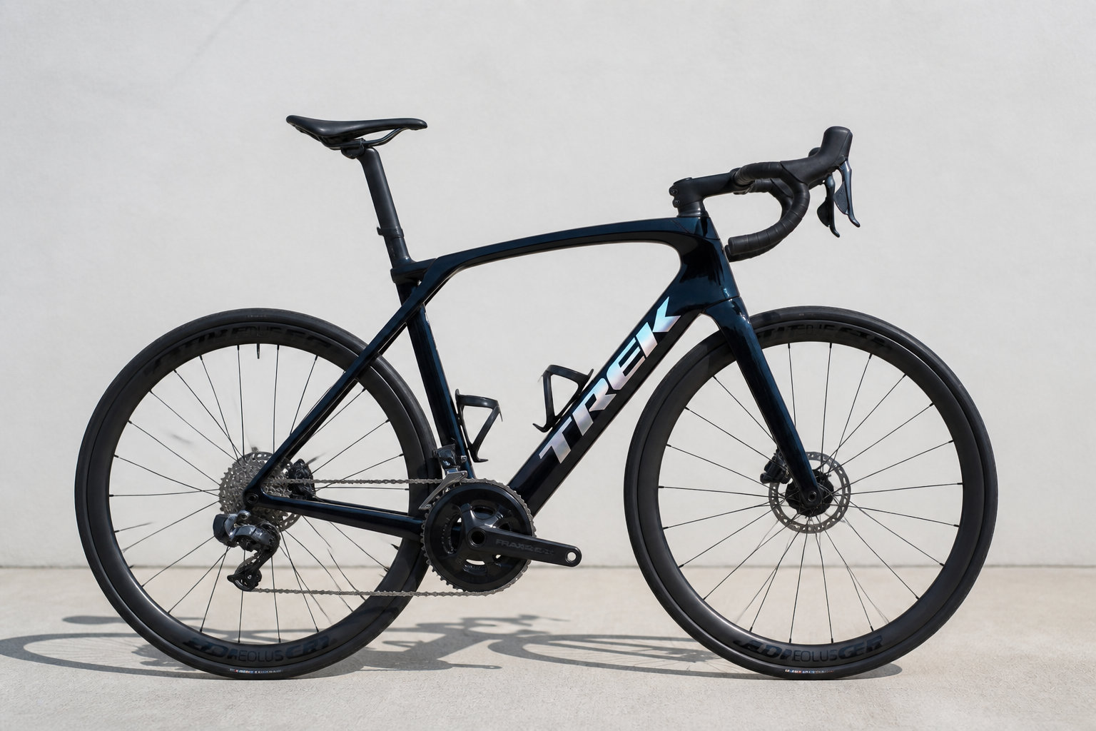 Trek Domane+ SLR 9 : le roi de l'endurance
